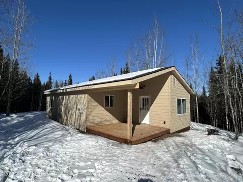 36880 Scotsman Ct, Sterling, AK 99672