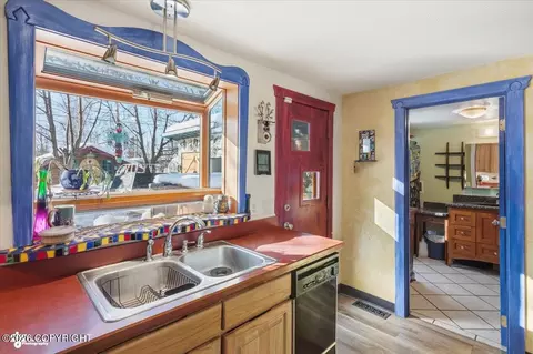 Kitchen - 3208 Oregon Dr, Anchorage, AK 99517 photo 4 of 4