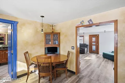 Dining - 3208 Oregon Dr, Anchorage, AK 99517 photo 1 of 1