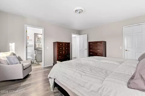 Bedroom - 3831 Winchester Loop, Anchorage, AK 99507 photo 3 of 6