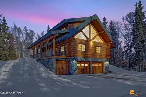 3771 Twilight Ln, Anchorage, AK 99516