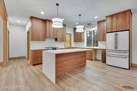 14342 W Peak Cir, Big Lake, AK 99623