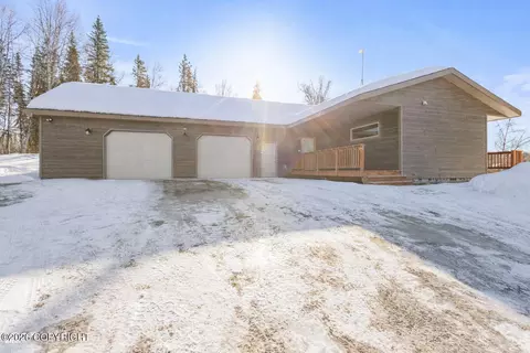 48305 Lakeside Ave, Soldotna, AK 99669