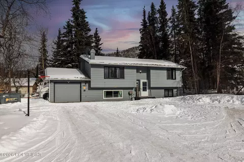 19823 Eagle River Rd, Eagle River, AK 99577