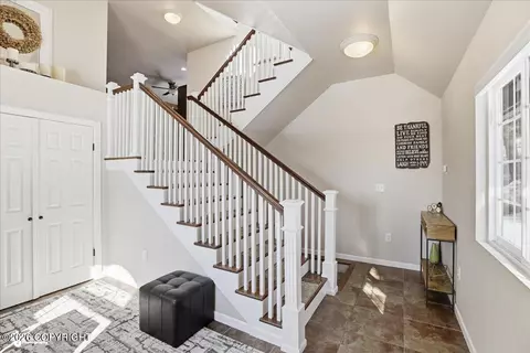 Entry Way - 18651 Caspian Ct, Eagle River, AK 99577 photo 4 of 5