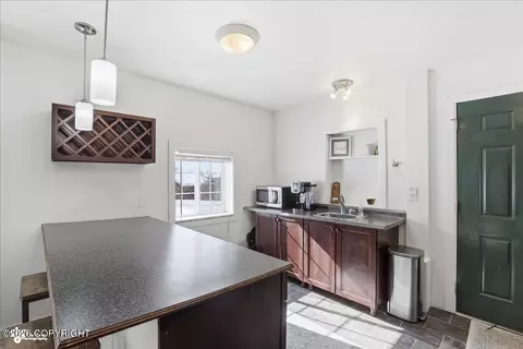 Kitchen - 18651 Caspian Ct, Eagle River, AK 99577 photo 2 of 10