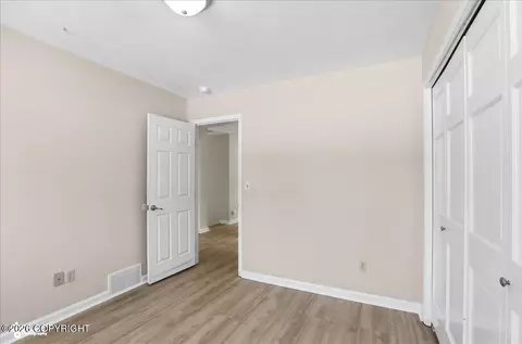 Bedroom - 19321 Verdant Cir, Eagle River, AK 99577 photo 3 of 10