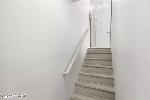 Entry Way - 19321 Verdant Cir, Eagle River, AK 99577 photo 8 of 9