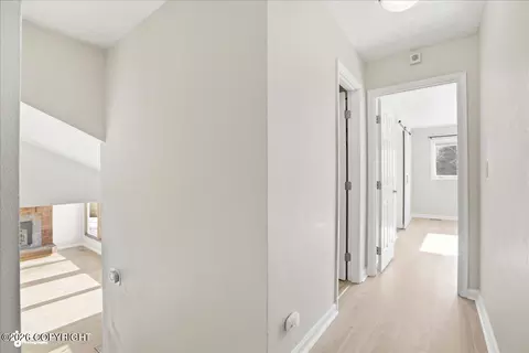 Entry Way - 19321 Verdant Cir, Eagle River, AK 99577 photo 7 of 9