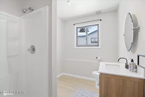 Bath - 19321 Verdant Cir, Eagle River, AK 99577 photo 7 of 11