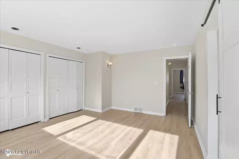 Bedroom - 19321 Verdant Cir, Eagle River, AK 99577 photo 9 of 10