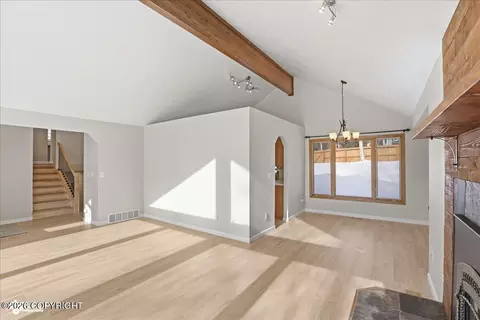 Living - 19321 Verdant Cir, Eagle River, AK 99577 photo 2 of 7