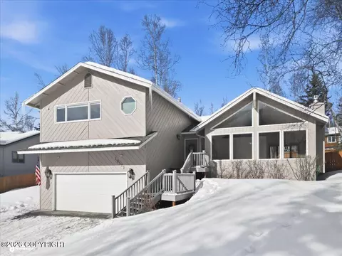 19321 Verdant Cir, Eagle River, AK 99577