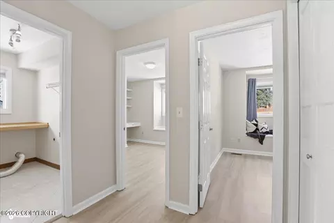 Entry Way - 19321 Verdant Cir, Eagle River, AK 99577 photo 6 of 9