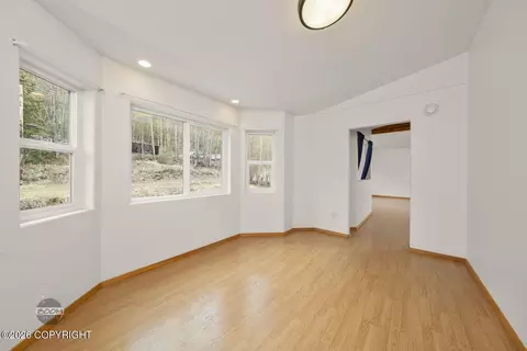Living - 18699 Stonehill Dr, Eagle River, AK 99577 photo 15 of 15