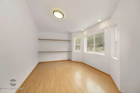 Bedroom - 18699 Stonehill Dr, Eagle River, AK 99577 photo 5 of 5