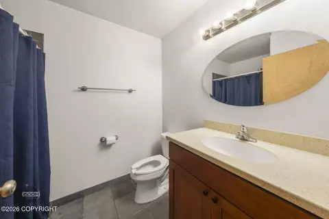 Bath - 18699 Stonehill Dr, Eagle River, AK 99577 photo 7 of 7