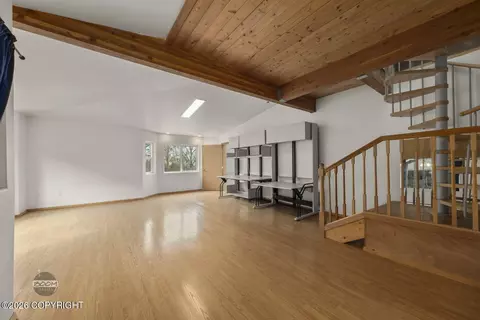 Living - 18699 Stonehill Dr, Eagle River, AK 99577 photo 14 of 15