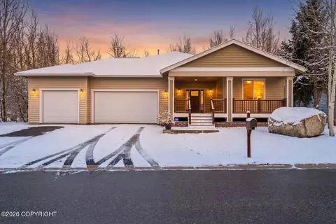 6294 Aldona Cir, Anchorage, AK 99504