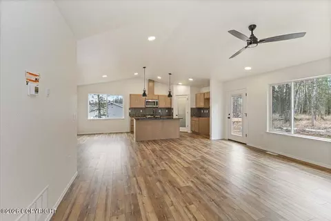 7883 E Star Garnet Cir, Wasilla, AK 99654 photo 6