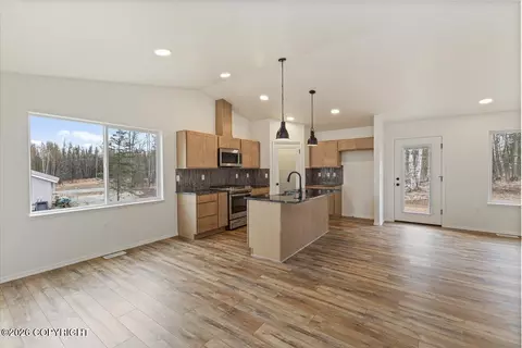 7883 E Star Garnet Cir, Wasilla, AK 99654 photo 19