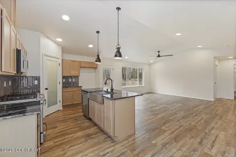 7883 E Star Garnet Cir, Wasilla, AK 99654 photo 13