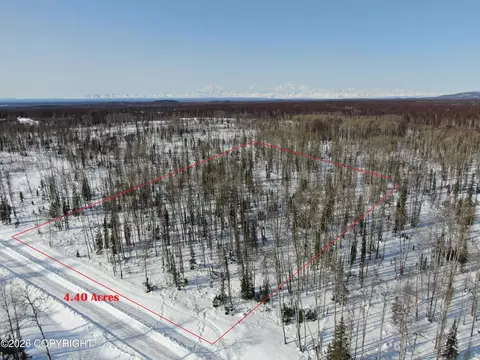 17825 E Yeldarb Ave, Talkeetna, AK 99676