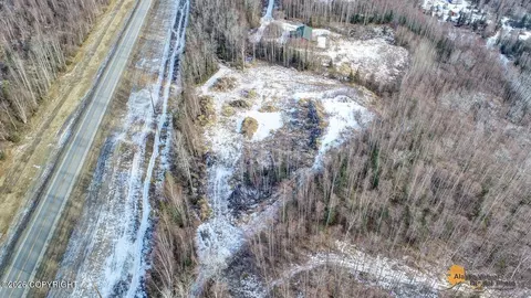 7637 S Knik Goose Bay Rd, Wasilla, AK 99623