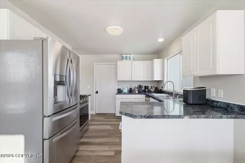 1785 E Raven Cir, Wasilla, AK 99654