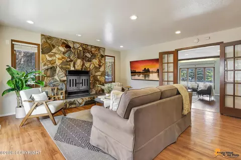 Living - 9850 Main Tree Dr, Anchorage, AK 99507 photo 6 of 10