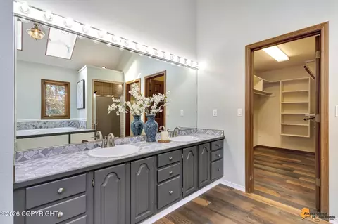 Bath - 9850 Main Tree Dr, Anchorage, AK 99507 photo 4 of 10
