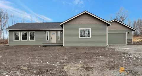 950 S Williwaw Dr, Palmer, AK 99645