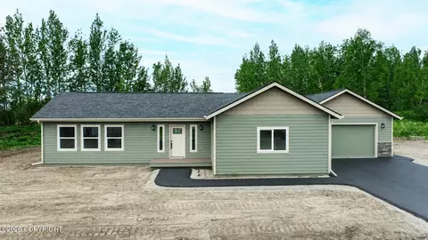 950 S Williwaw Dr, Palmer, AK 99645