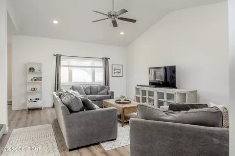 2665 Stryker Loop, North Pole, AK 99705 photo 5