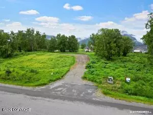 15135 E Rocky Point Dr, Palmer, AK 99645