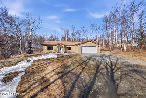 6178 E Hart Lake Loop, Wasilla, AK 99654 photo 2
