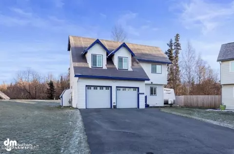 2361 Yorktown Cir, Anchorage, AK 99507