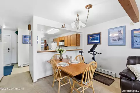 Dining - 5618 E 40th Ave # C-102, Anchorage, AK 99504 photo 1 of 1