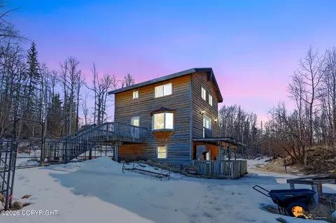 3463 N Church Rd, Wasilla, AK 99654