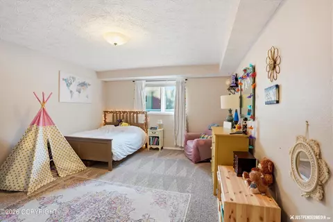 8211 Summerset Dr, Anchorage, AK 99518 photo 25