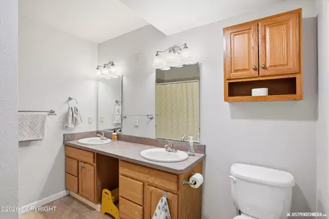 8211 Summerset Dr, Anchorage, AK 99518 photo 30
