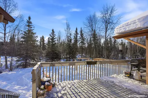 8211 Summerset Dr, Anchorage, AK 99518 photo 48