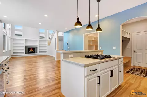 Living - 8740 Sonora Cir, Eagle River, AK 99577 photo 4 of 6