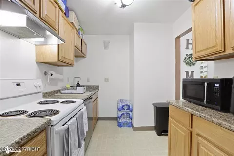 Kitchen - 1930 E 72nd Ave, Anchorage, AK 99507 photo 1 of 9