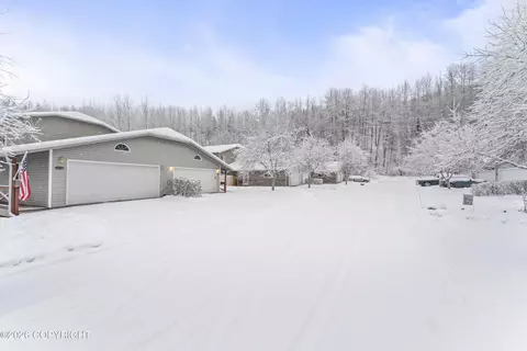 Exterior - 16633 Rivers Edge Ln # 19, Eagle River, AK 99577 photo 8 of 8