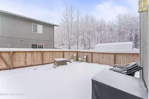 Exterior - 16633 Rivers Edge Ln # 19, Eagle River, AK 99577 photo 5 of 8