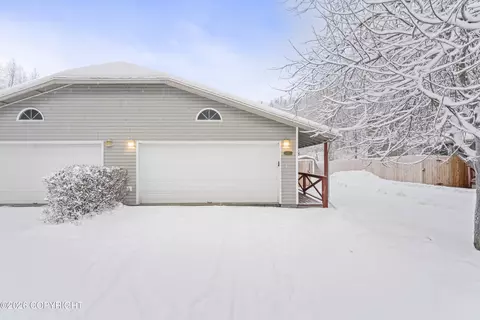 Exterior - 16633 Rivers Edge Ln # 19, Eagle River, AK 99577 photo 7 of 8