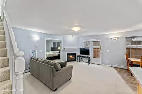 Living - 16633 Rivers Edge Ln # 19, Eagle River, AK 99577 photo 2 of 4