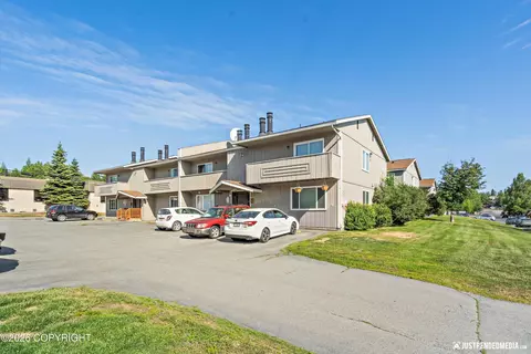 7068 Weimer Rd # 3, Anchorage, AK 99502