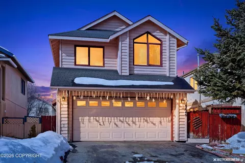 3640 Challenger Cir, Anchorage, AK 99517